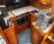Segelyacht Hallberg-Rassy 45 Sailing World Yachtmakler Heiligenhafen 59