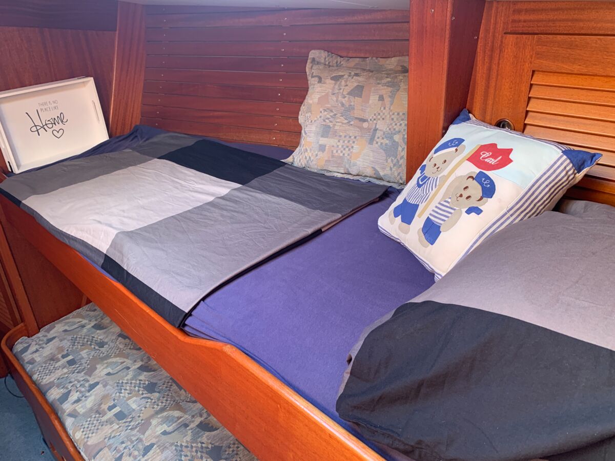 Segelyacht Hallberg-Rassy 45 Sailing World Yachtmakler Heiligenhafen 85