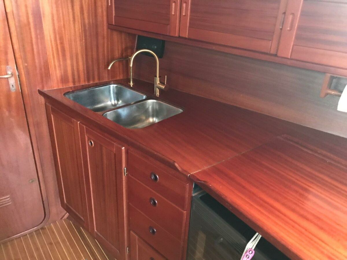 Segelyacht Motiva 39S Sailing World Yachtbrokers 109