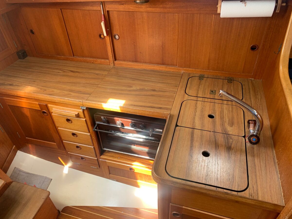 Segelyacht Najad 320 Sailing World Yachtmakler Heiligenhafen 14