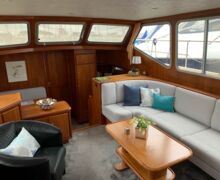Vacance-1300-motoryacht-sailing-world-yachtbrokers-17