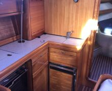 Bavaria 42-Cruiser-Gebrauchtyacht-Sailing-World-Yachtbrokers-5