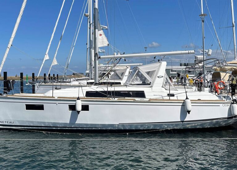 Beneteau Oceanis 35.1 Sailing World Yachtmakler 1