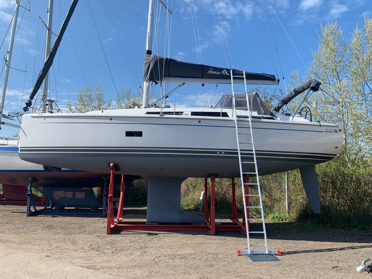 Hanse 348
