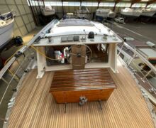 Motorsegler Nauticat 33 Sailing World Yachtmakler 46