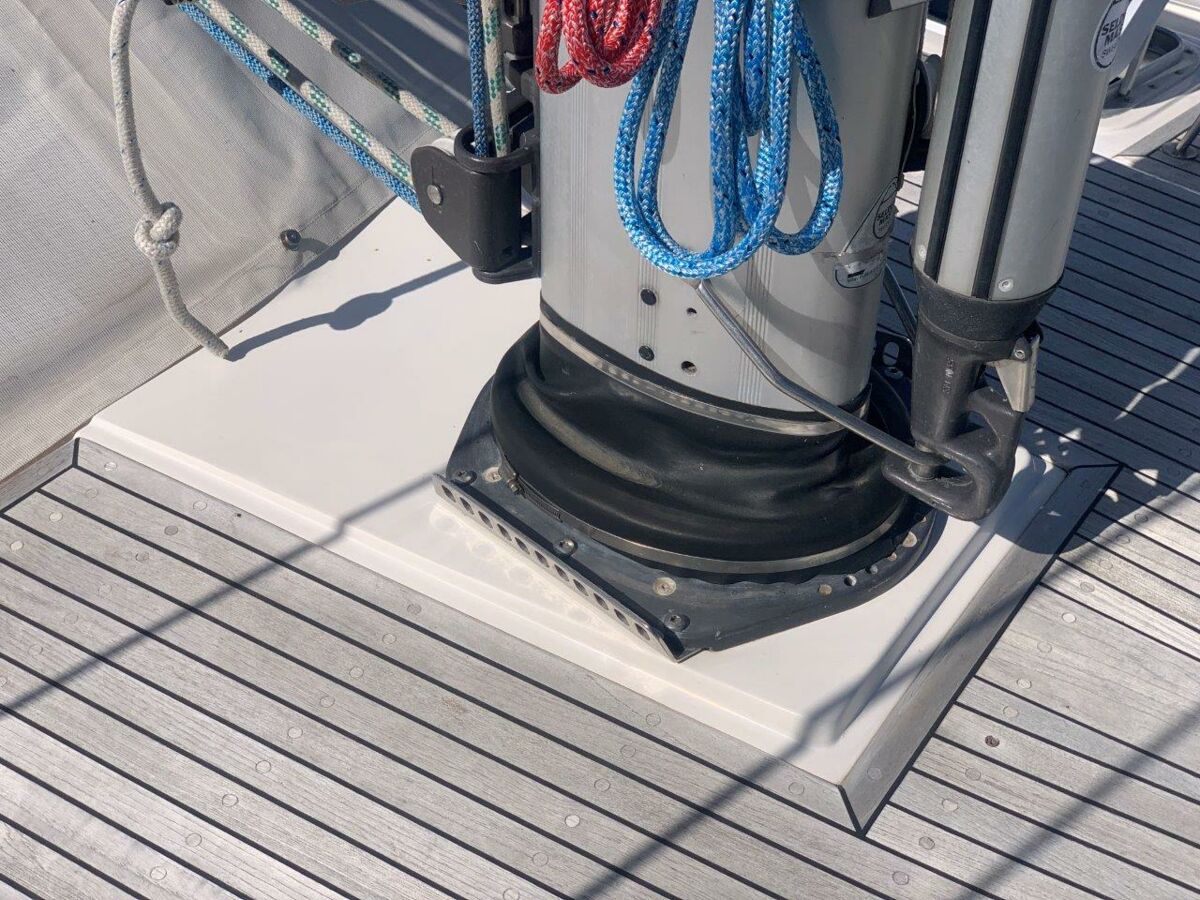 Motorsegler Nauticat 40 Ketch Sailing World Yachtbrokers 121