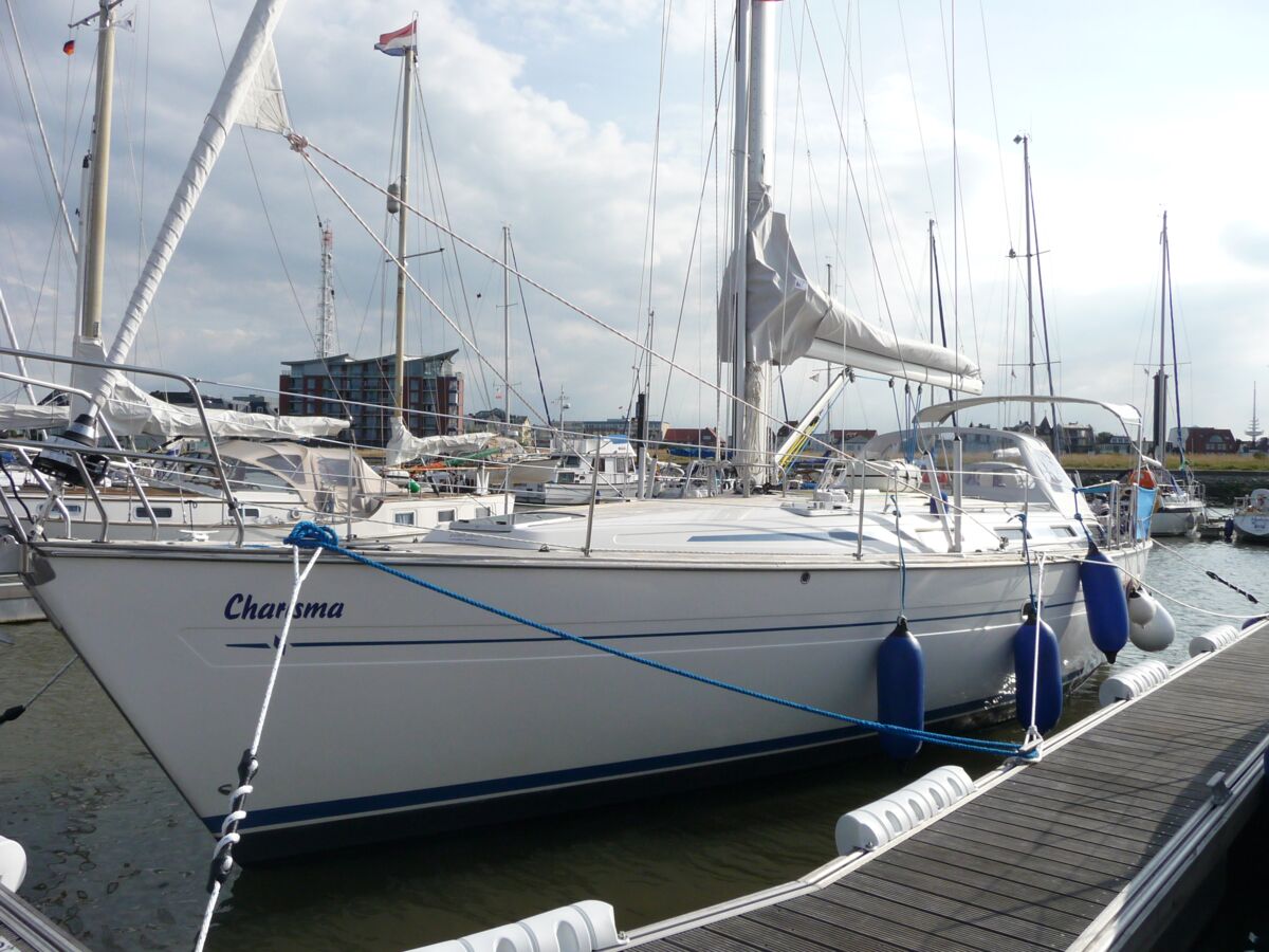 Sailing Yacht Bavaria 42 Sailing World Yachtbrokers 6