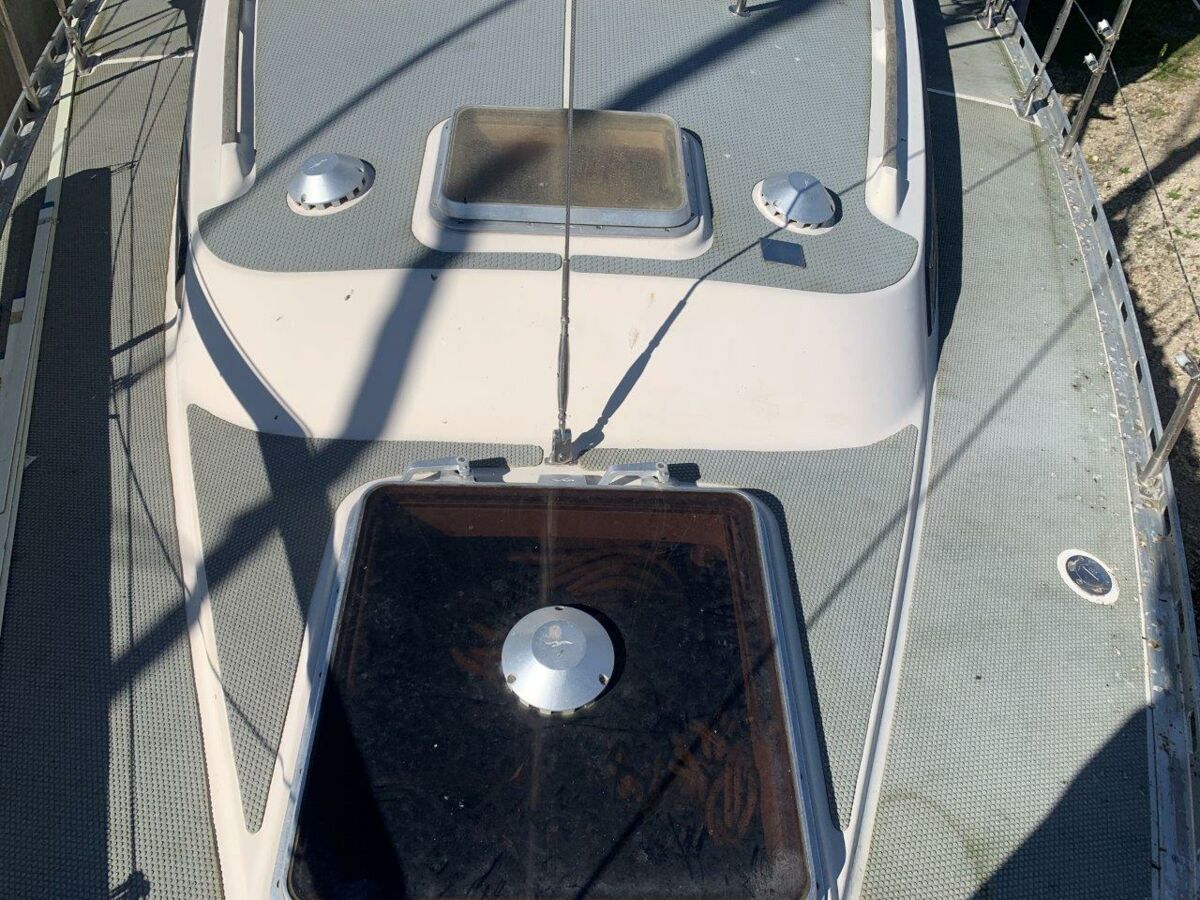 Sailing Yacht Beneteau Evasion 37 Ketch Sailing World Yachtbrokers Heiligenhafen 17