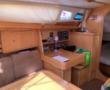 Sailing Yacht Feeling 39 DI Sailing World Yachtbrokers 9