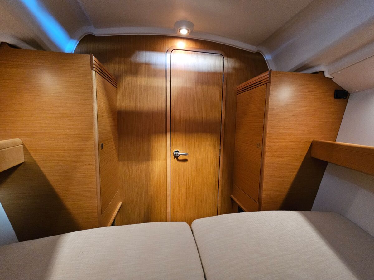 Sailing Yacht Jeanneau Sun Odyssey 36i Sailing World Yachtmakler Heiligenhafen 24