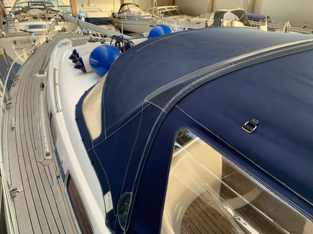 Segelyacht Bavaria 37 Cruiser Sailing World Yachtmakler 33 (1)