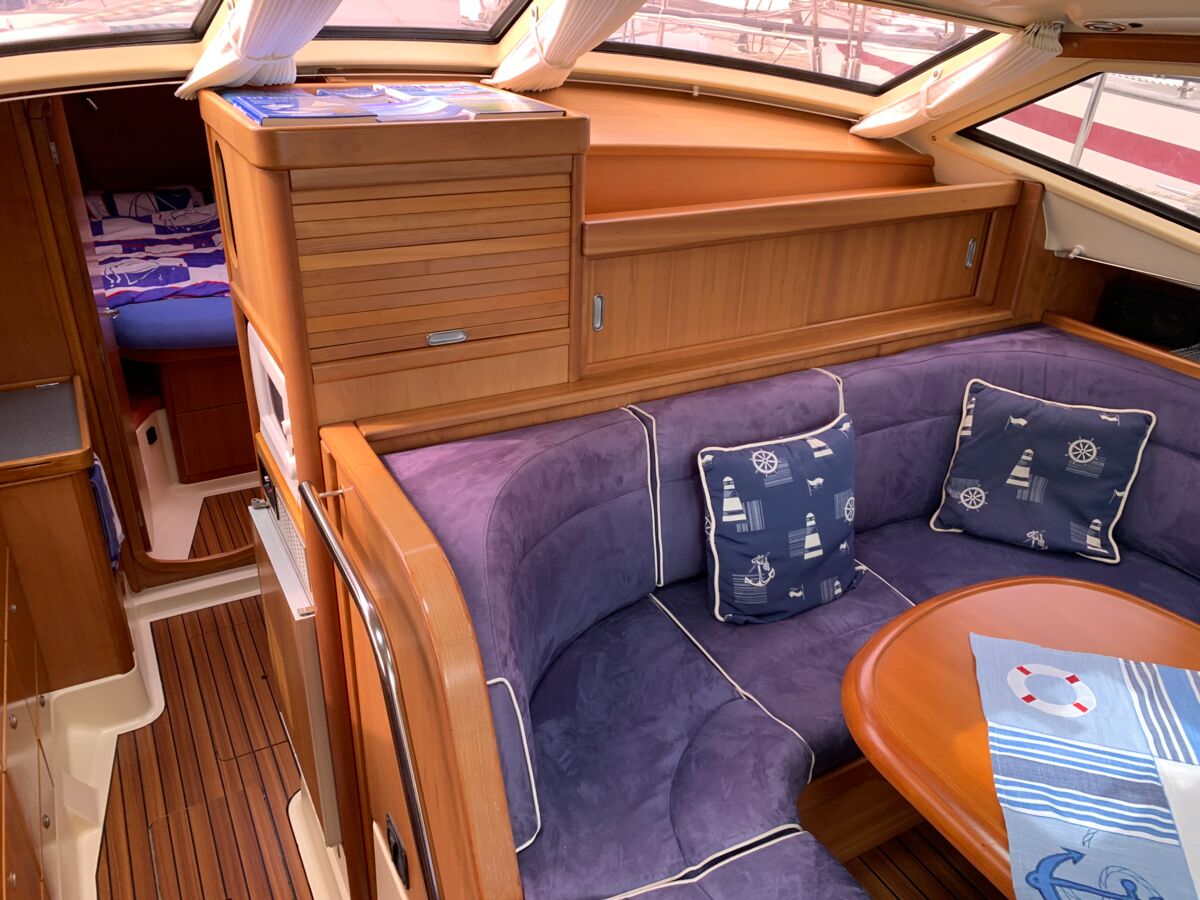 Segelyacht Dehler 41 Decksalon Sailing World Yachtmakler 40