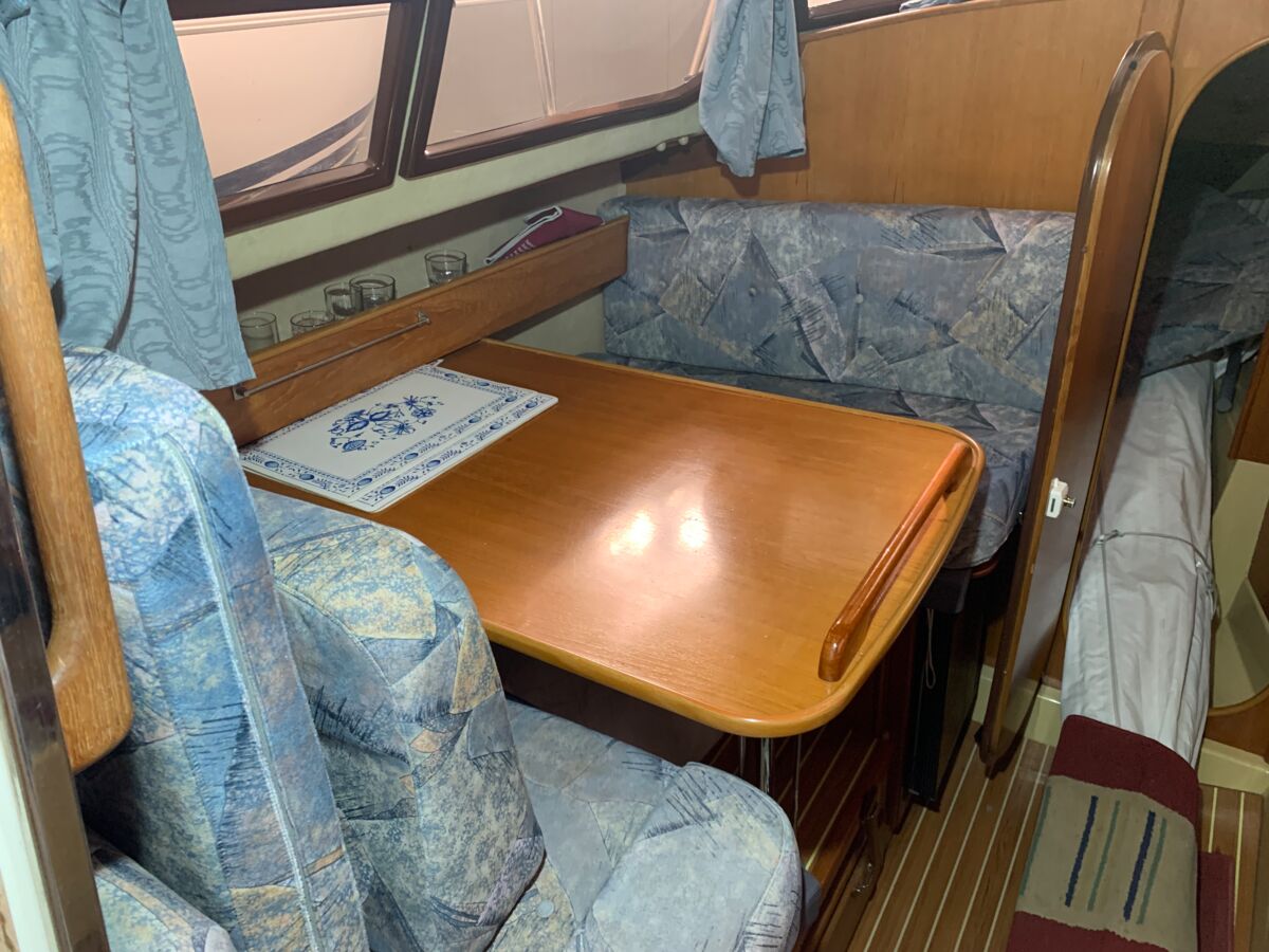 Segelyacht Hai 760 Decksalon Sailing World Yachtmakler 7