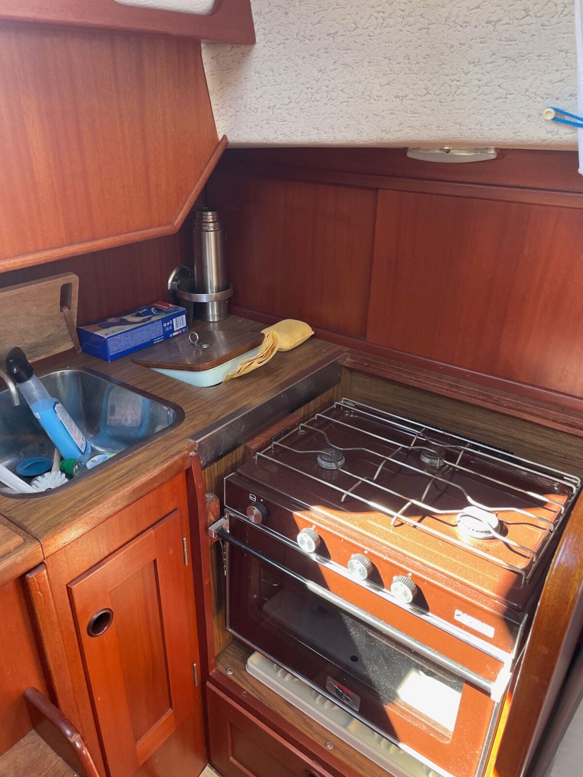 Segelyacht Hallberg-Rassy 29 Sailing World Yachtbrokers 16