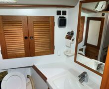 Segelyacht Hallberg-Rassy 45 Sailing World Yachtmakler   (28)