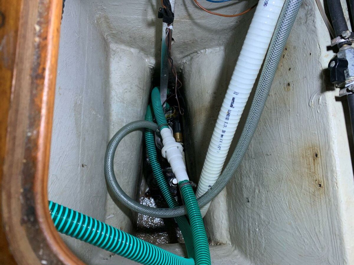 Segelyacht Hallberg-Rassy 45 Sailing World Yachtmakler   (58)