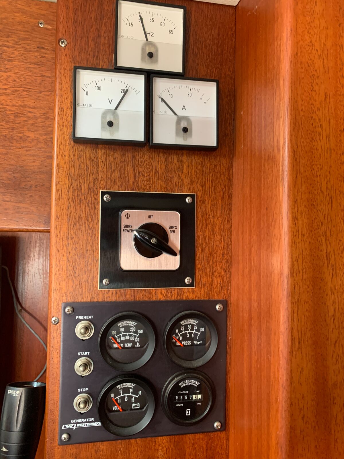 Segelyacht Hallberg-Rassy 45 Sailing World Yachtmakler Heiligenhafen 108
