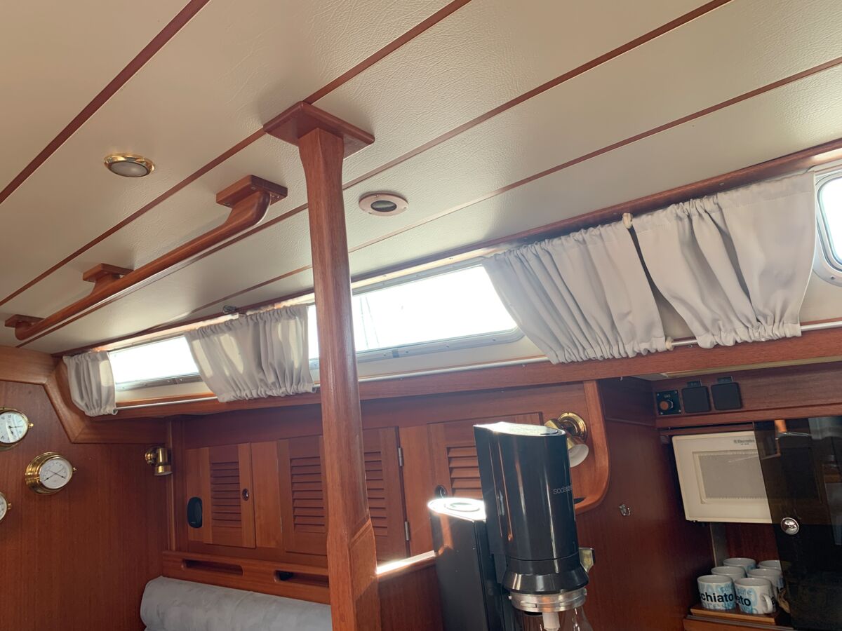 Segelyacht Hallberg-Rassy 45 Sailing World Yachtmakler Heiligenhafen 55