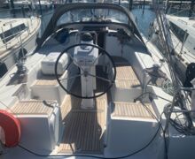 Segelyacht Hanse 370 Sailing World Yachtbrokers Heiligenhafen 2