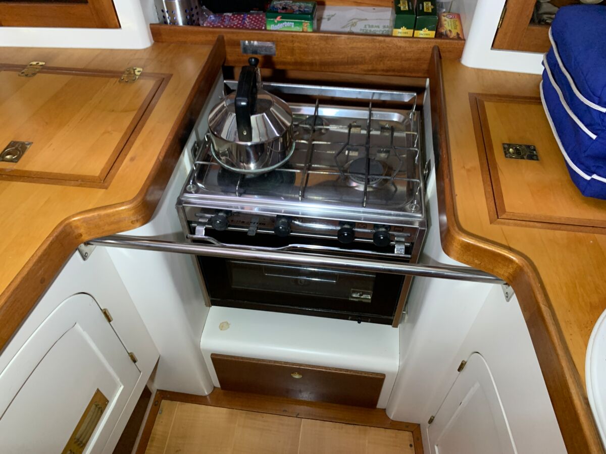Segelyacht Ravell 42 Sailing World Yachtmakler Heiligenhafen 58