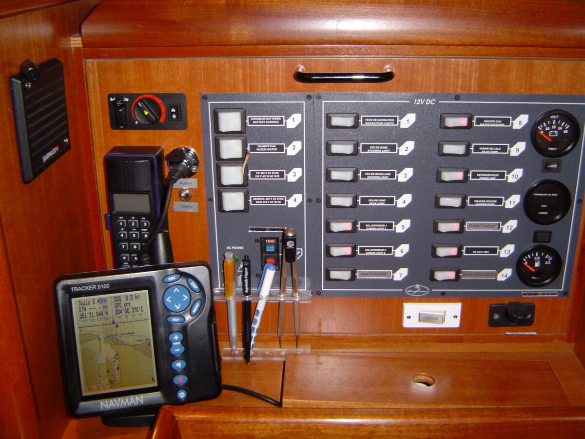 Dufour 38 Sailing World Yachtmakler 16