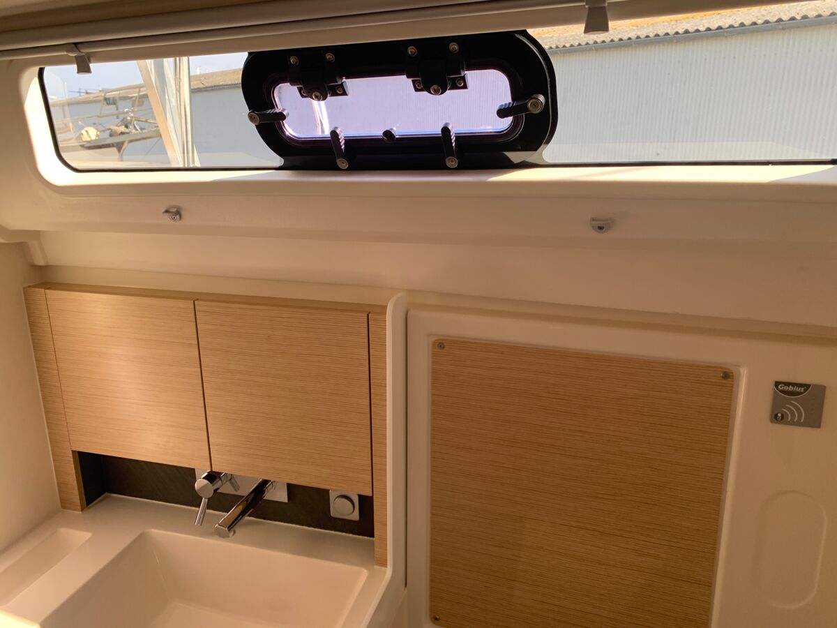 Hanse 348