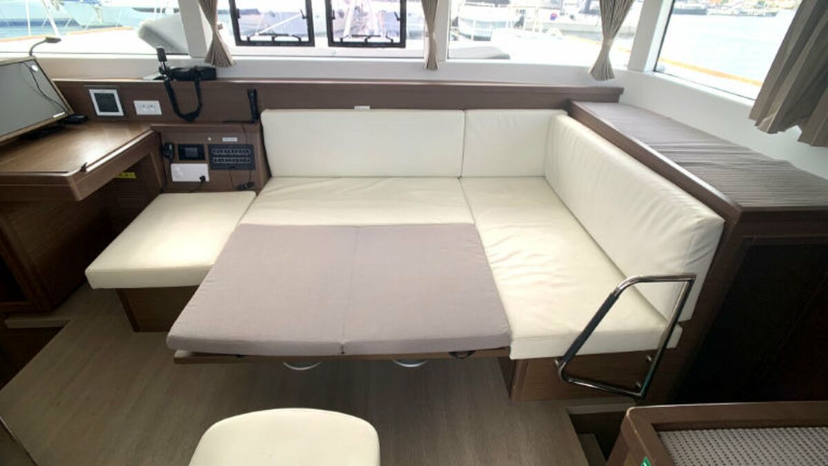 Lagoon 40 Katamaran Sailing World Yachtbrokers Heiligenhafen 19