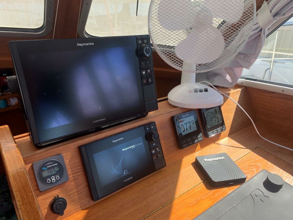 Motorsailer Nauticat 40 Ketch Sailing World Yachtbrokers 26
