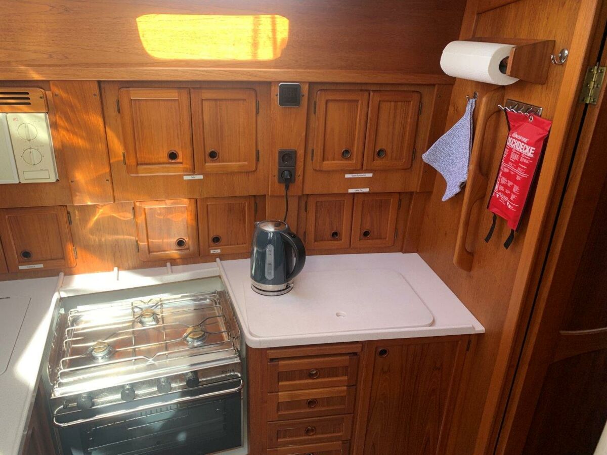 Motorsailer Nauticat 40 Ketch Sailing World Yachtbrokers 38
