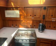 Motorsailer Nauticat 40 Ketch Sailing World Yachtbrokers 40