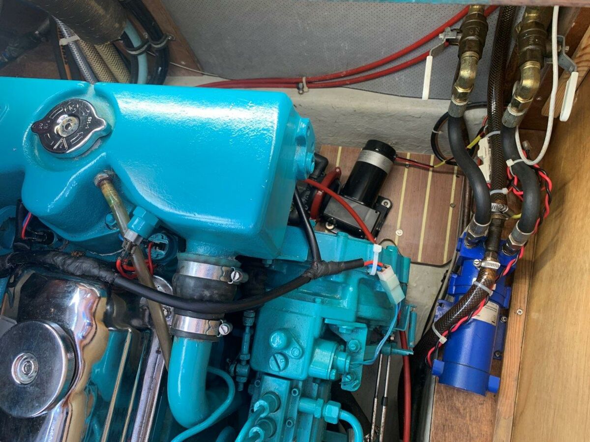 Motorsegler Nauticat 40 Ketch Sailing World Yachtbrokers 85