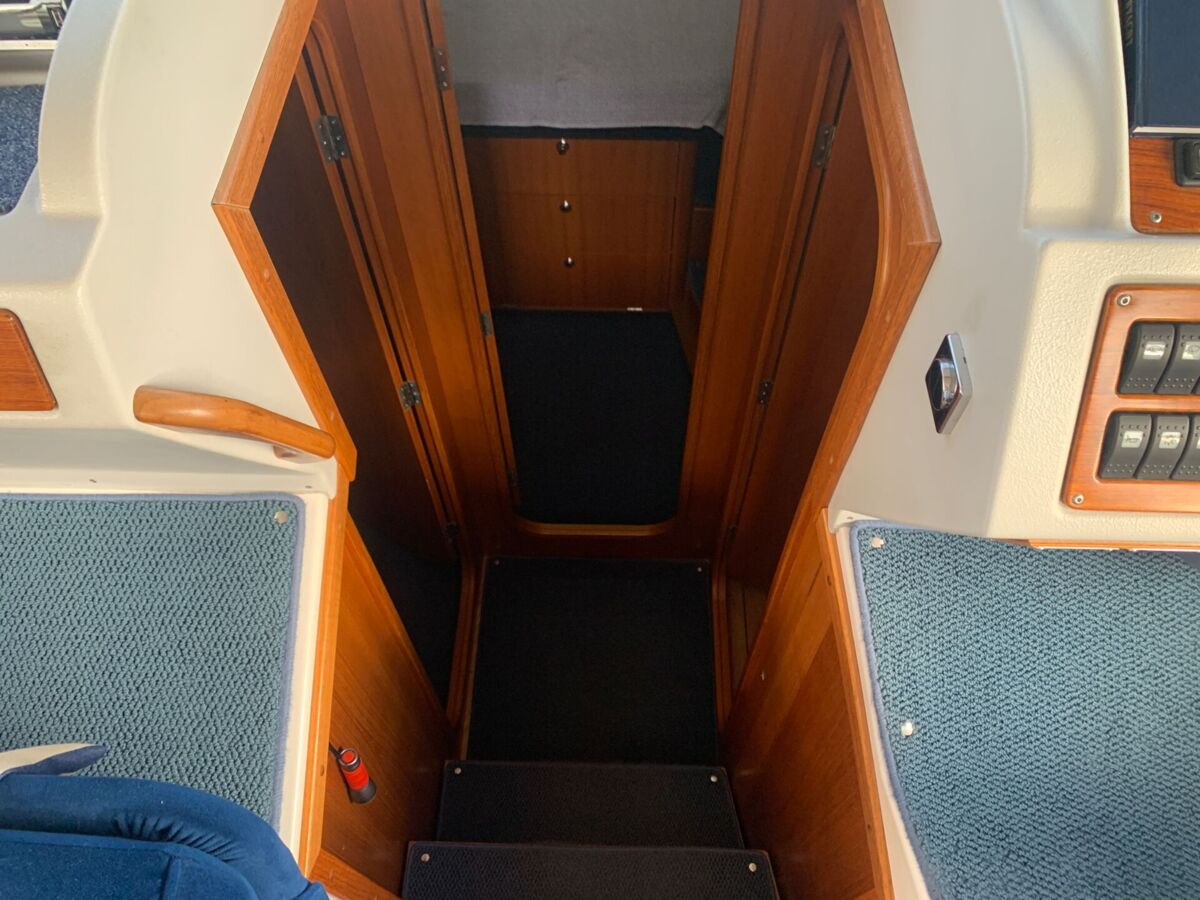 Motoryacht Nimbus 380 Carisma Fly Sailing World Yachtbrokes Heiligenhafen 24