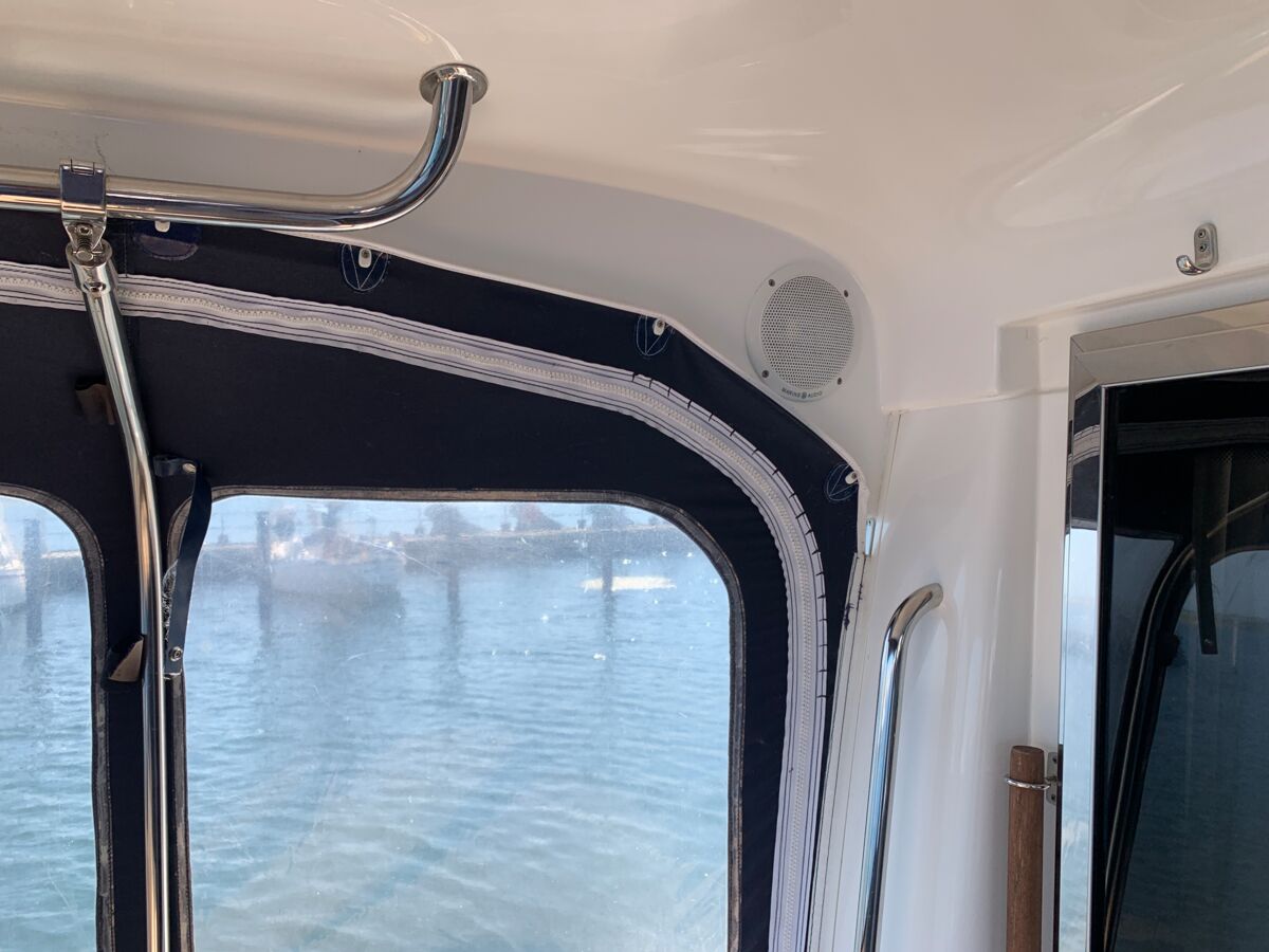 Motoryacht Nimbus 405 Coupe Sailing World Yachtmakler Heiligenhafen 9