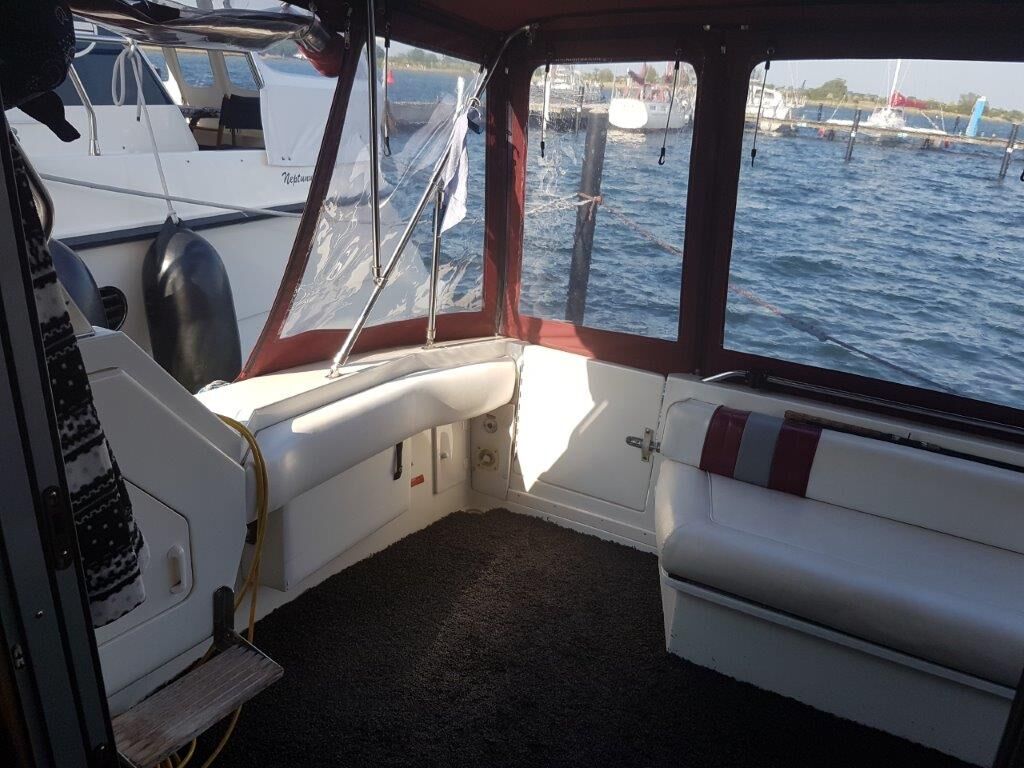Motoryacht Sea Ray 370 DB Sailing World Yachtmakler Heiligenhafen 10