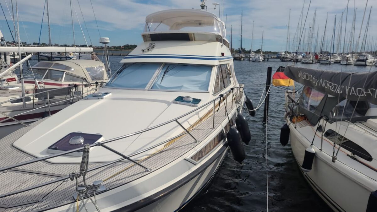 Motoryacht Storebro Royal Cruiser 340 Biscay Sailing World Yachtbrokers Heiligenhafen 4