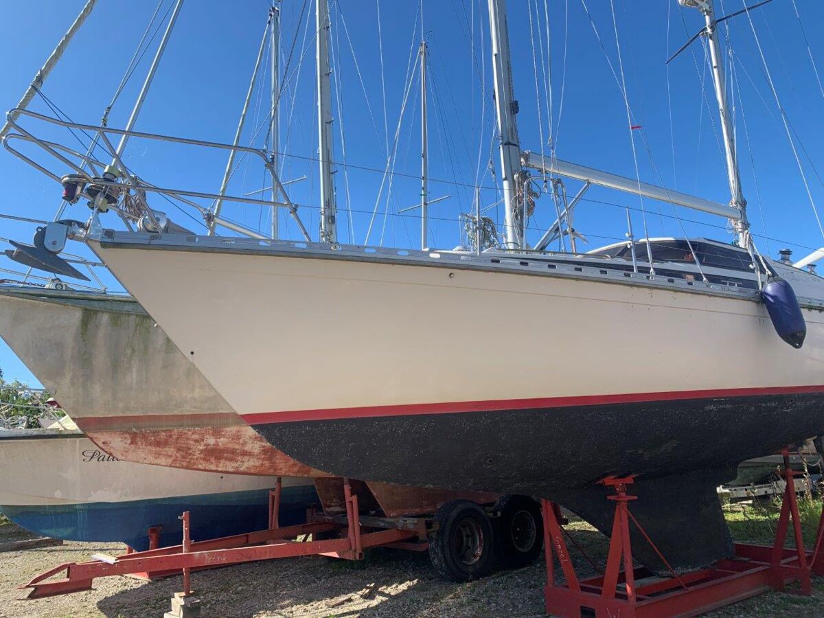 Sailing Yacht Beneteau Evasion 37 Ketch Sailing World Yachtbrokers Heiligenhafen 2