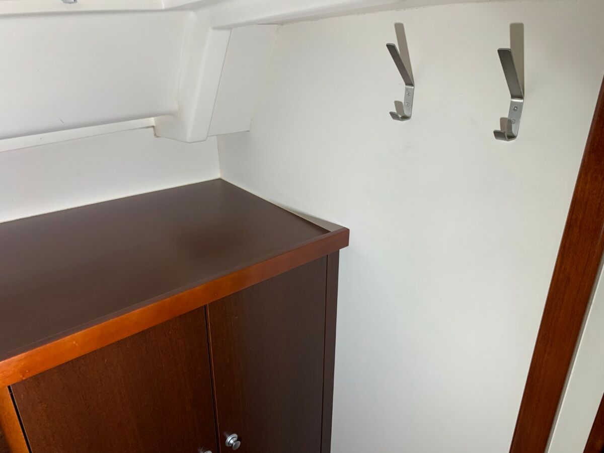 Sailing Yacht Hanse 375 Sailing World Yachtbrokes Heiligenhafen (18)