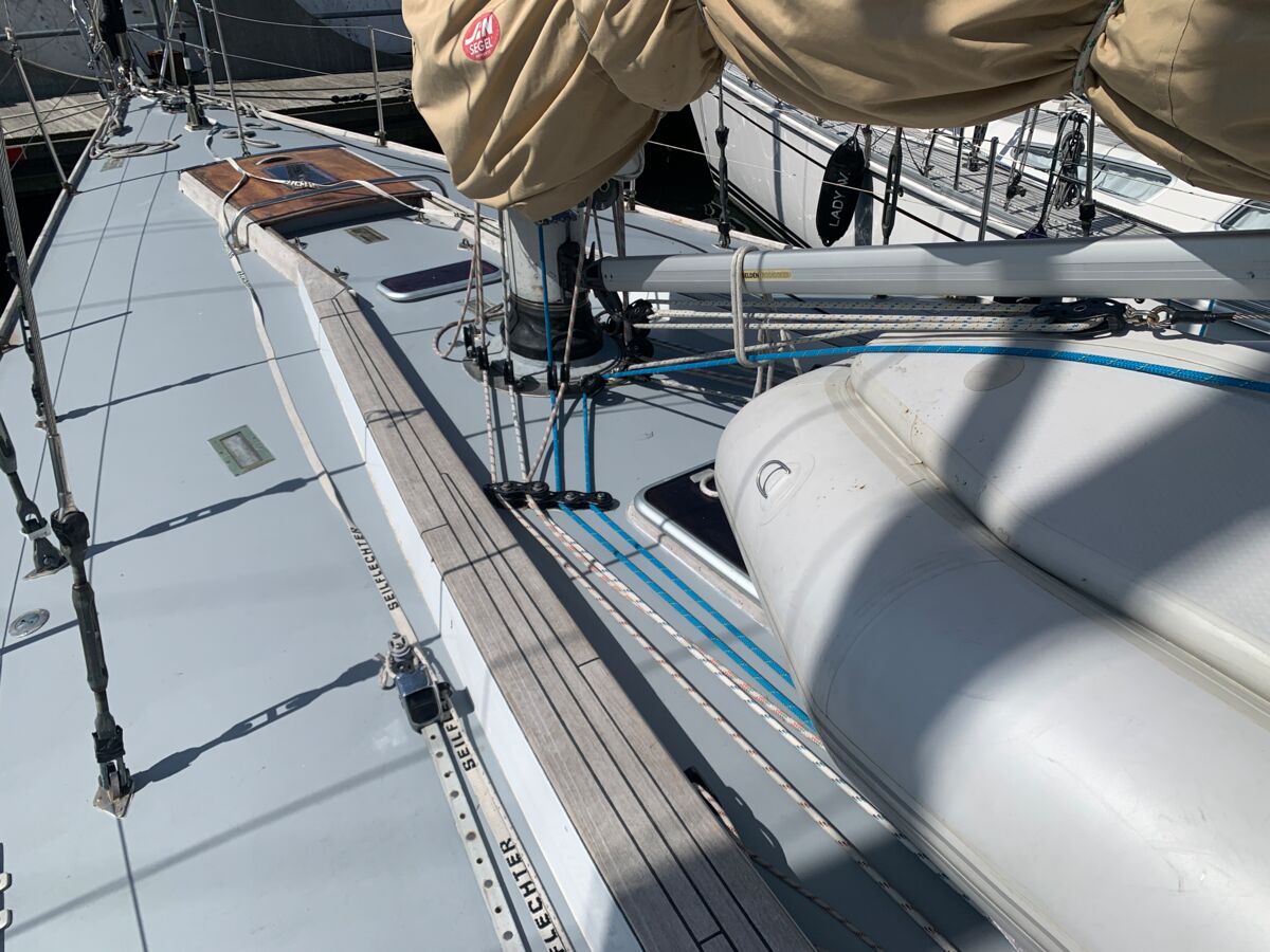 Sailing Yacht S&S 50 Sailing World Yachtbrokers 0-6