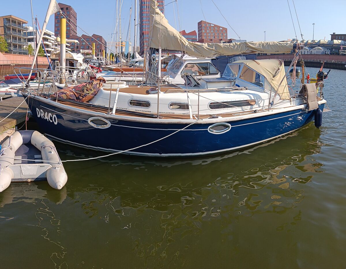 Sailing Yacht Snapdragon Sailing World Yachtbrokers 2