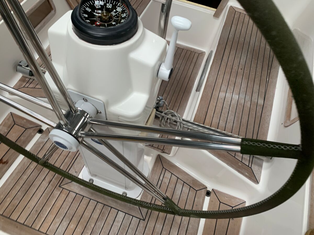 Sailing Yacht Wasa 370 Sailing World Yachtbrokers 58