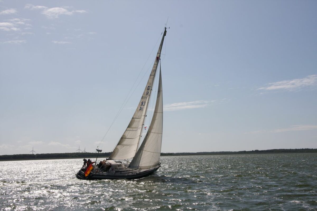 Sailing Yacht Wasa 370 Sailing World Yachtbrokers 79