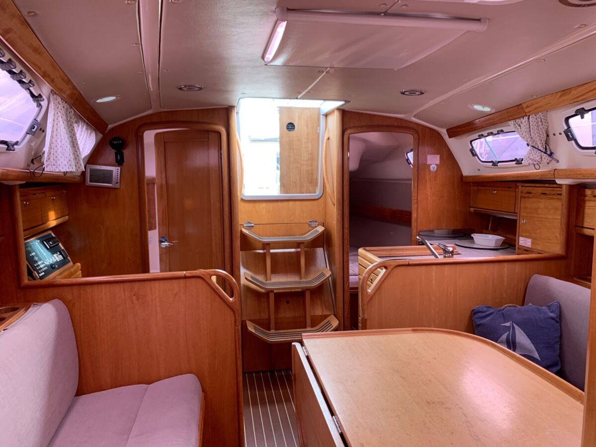 Sailingyacht Bavaria 31 Cruiser 23