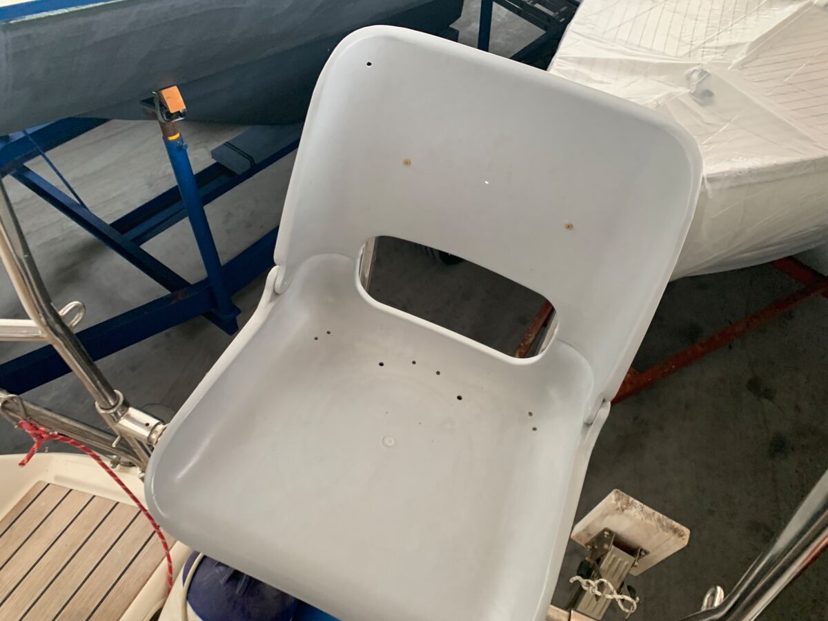 Segelyacht Hai 760 Decksalon Sailing World Yachtmakler 32