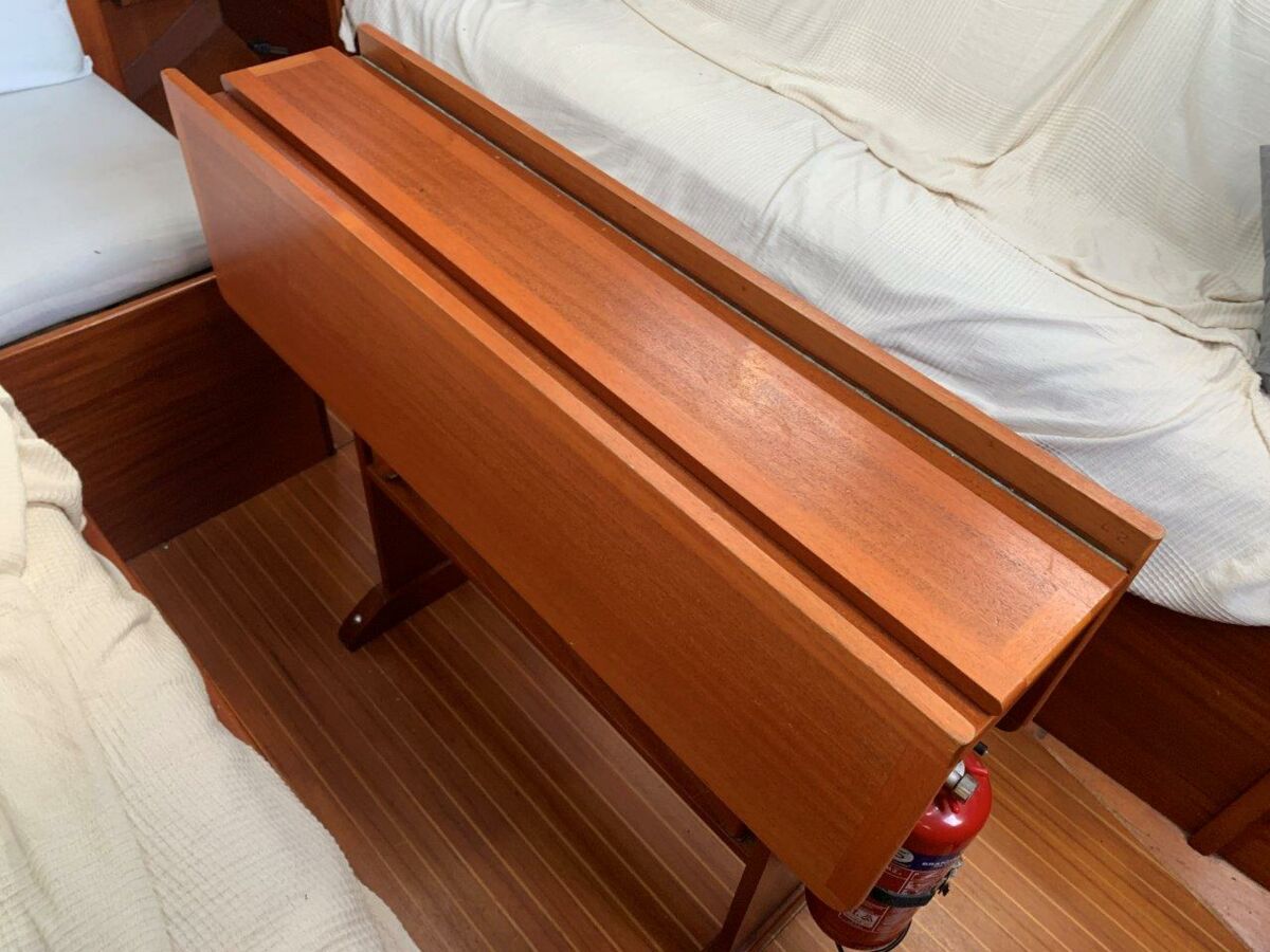 Segelyacht Hallberg-Rassy 29 Fehmarn Sailing World Yachtmakler 36