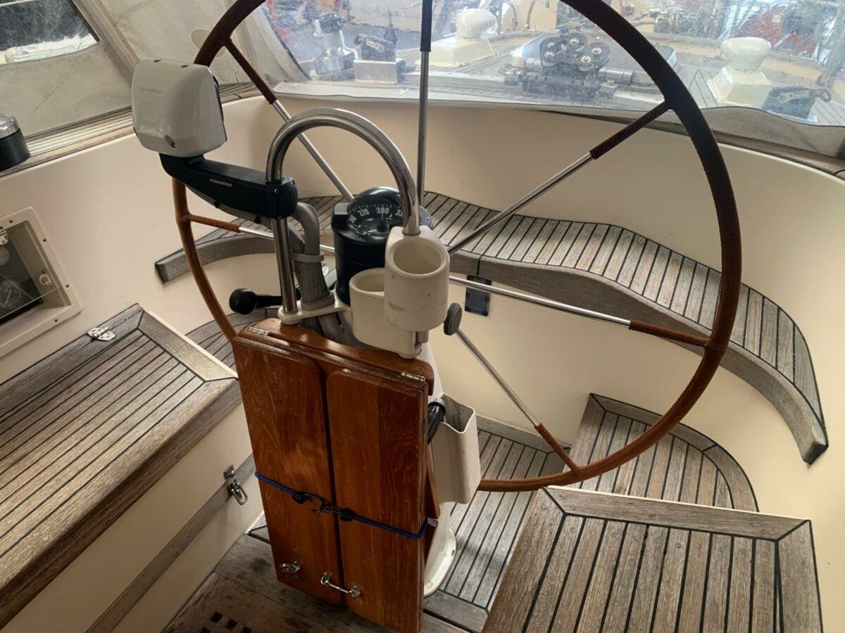 Segelyacht Hallberg-Rassy 45 Sailing World Yachtmakler   (72)