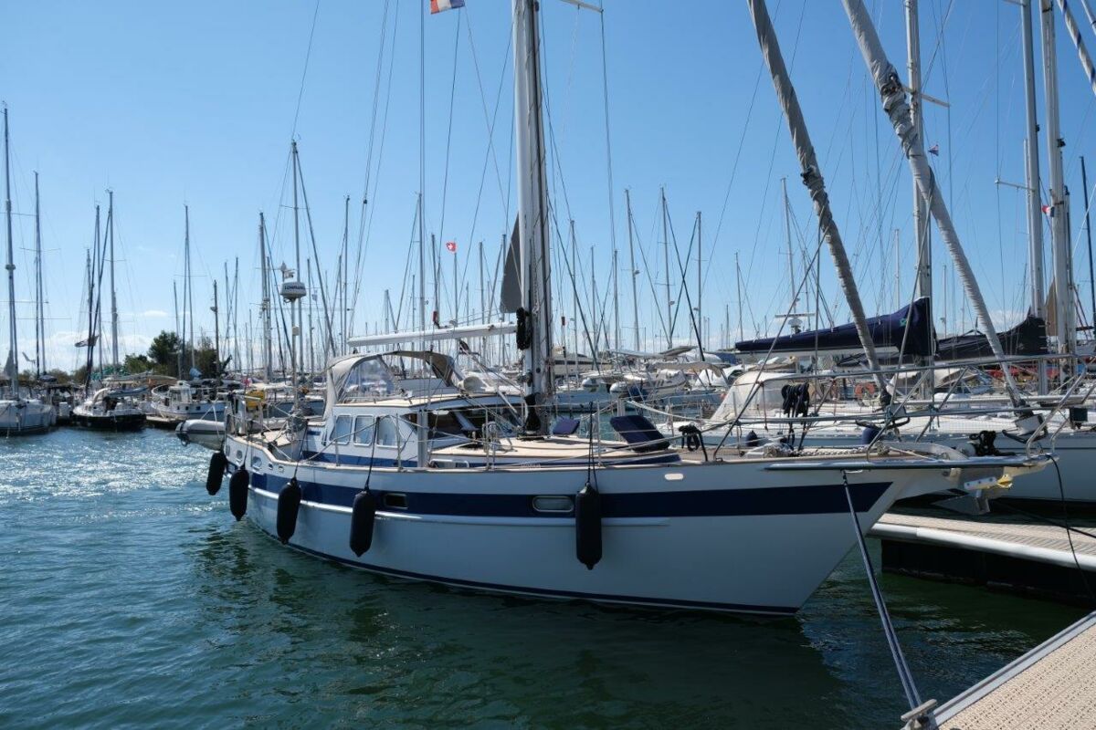 Segelyacht Motiva 39S Sailing World Yachtbrokers 5