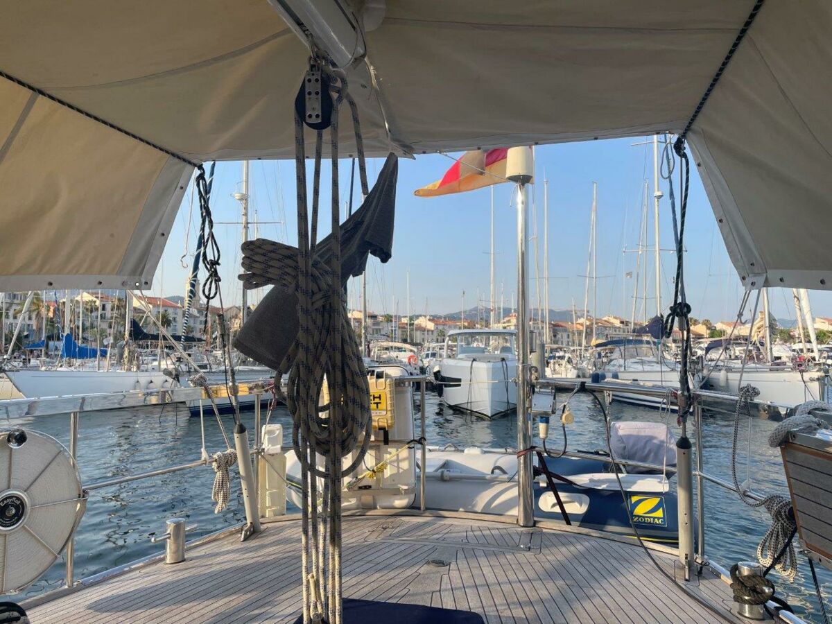 Segelyacht Motiva 39S Sailing World Yachtbrokers 80