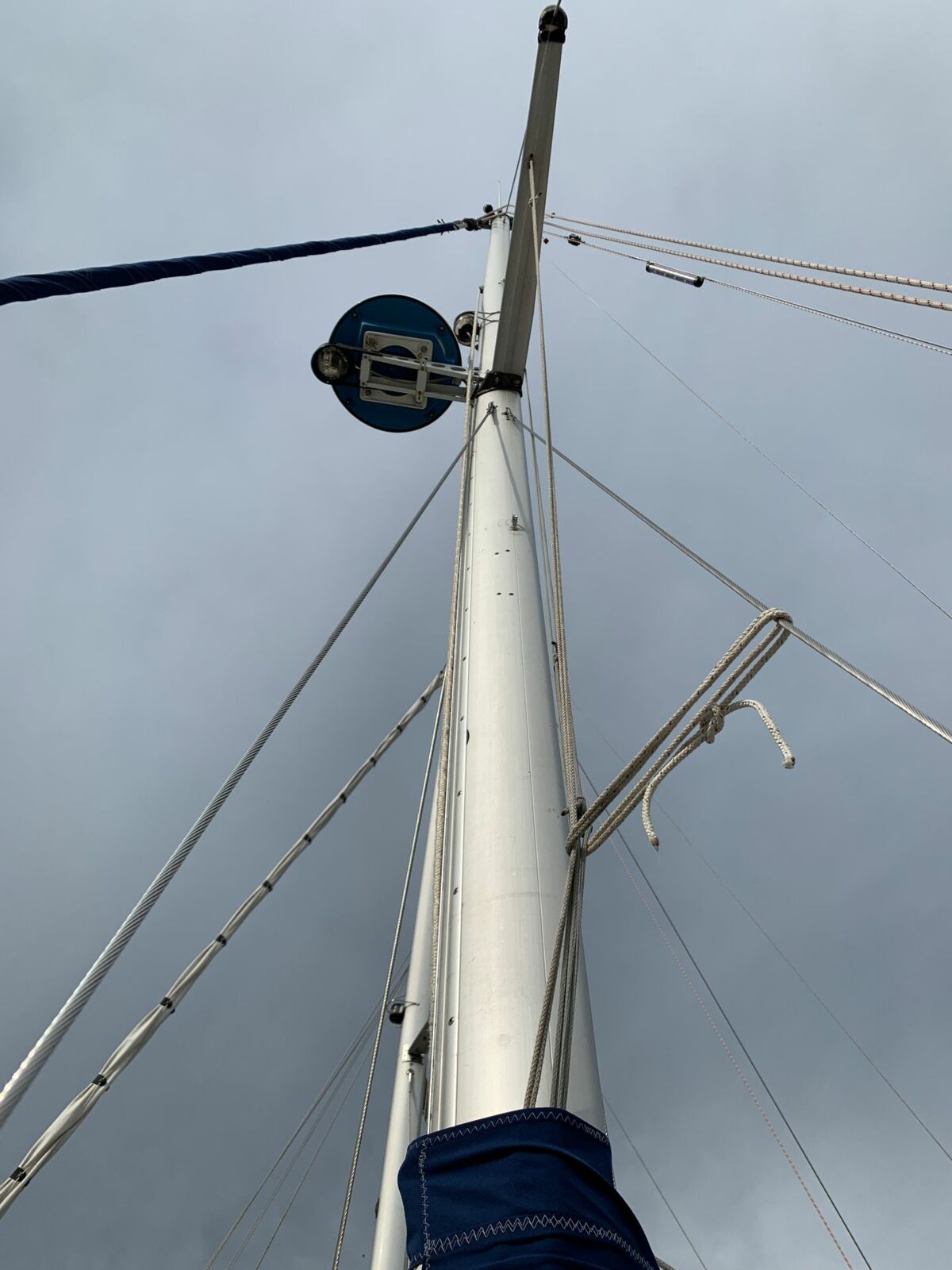 Hallberg-rassy-94-gebrauchte-yacht-sailing-world-yachtmakler-heiligenhafen-26