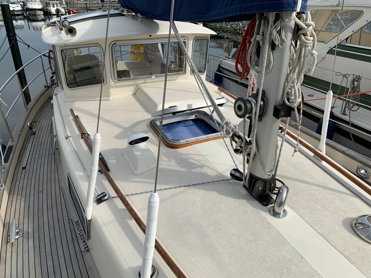 Hallberg-rassy-94-gebrauchte-yacht-sailing-world-yachtmakler-heiligenhafen-27