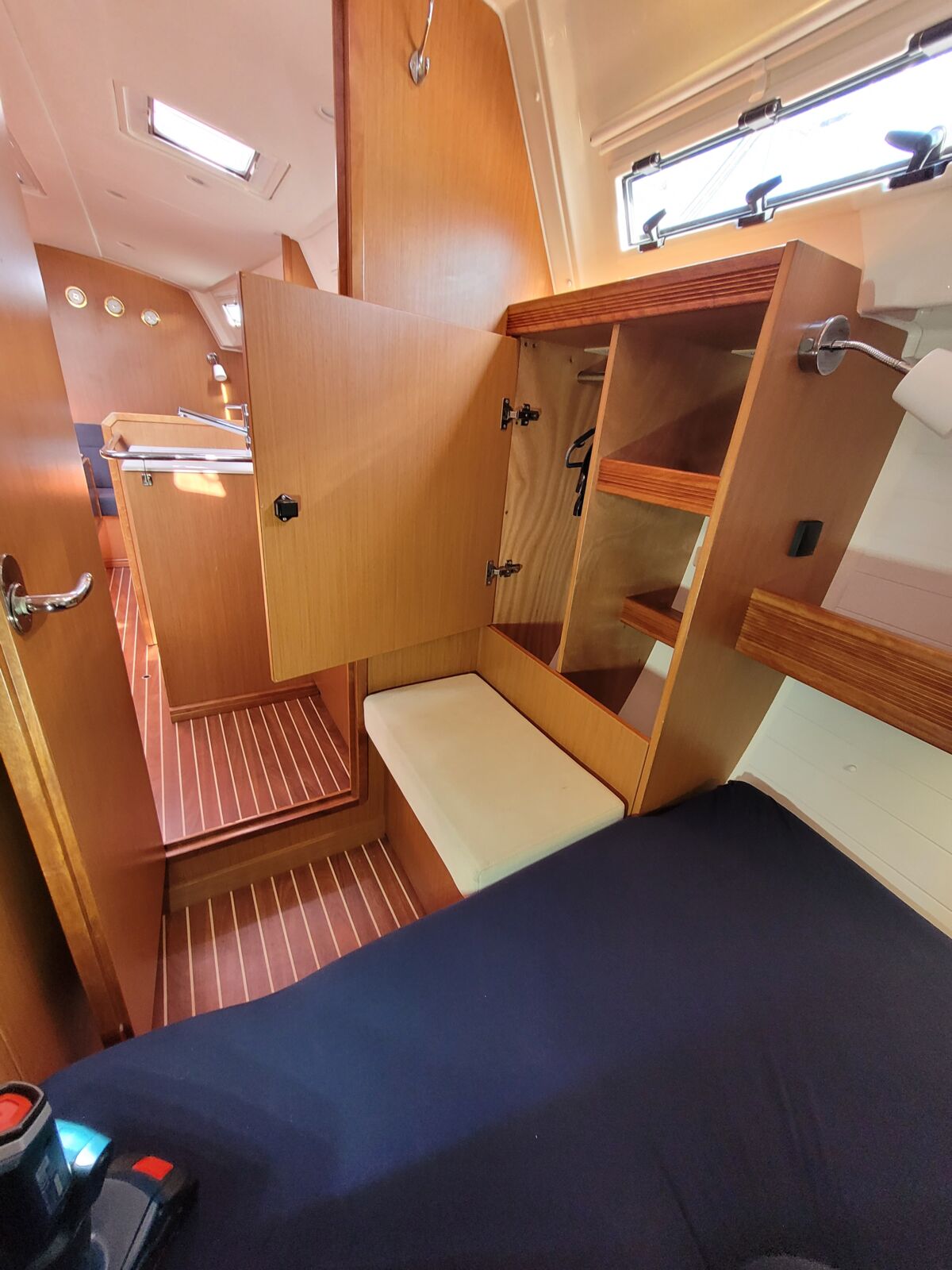 Bavaria Cruiser 36-3 Sailing World Yachtmakler 16